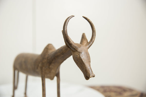 Vintage African Bronze Wildebeest // ONH Item ab01278 Image 1