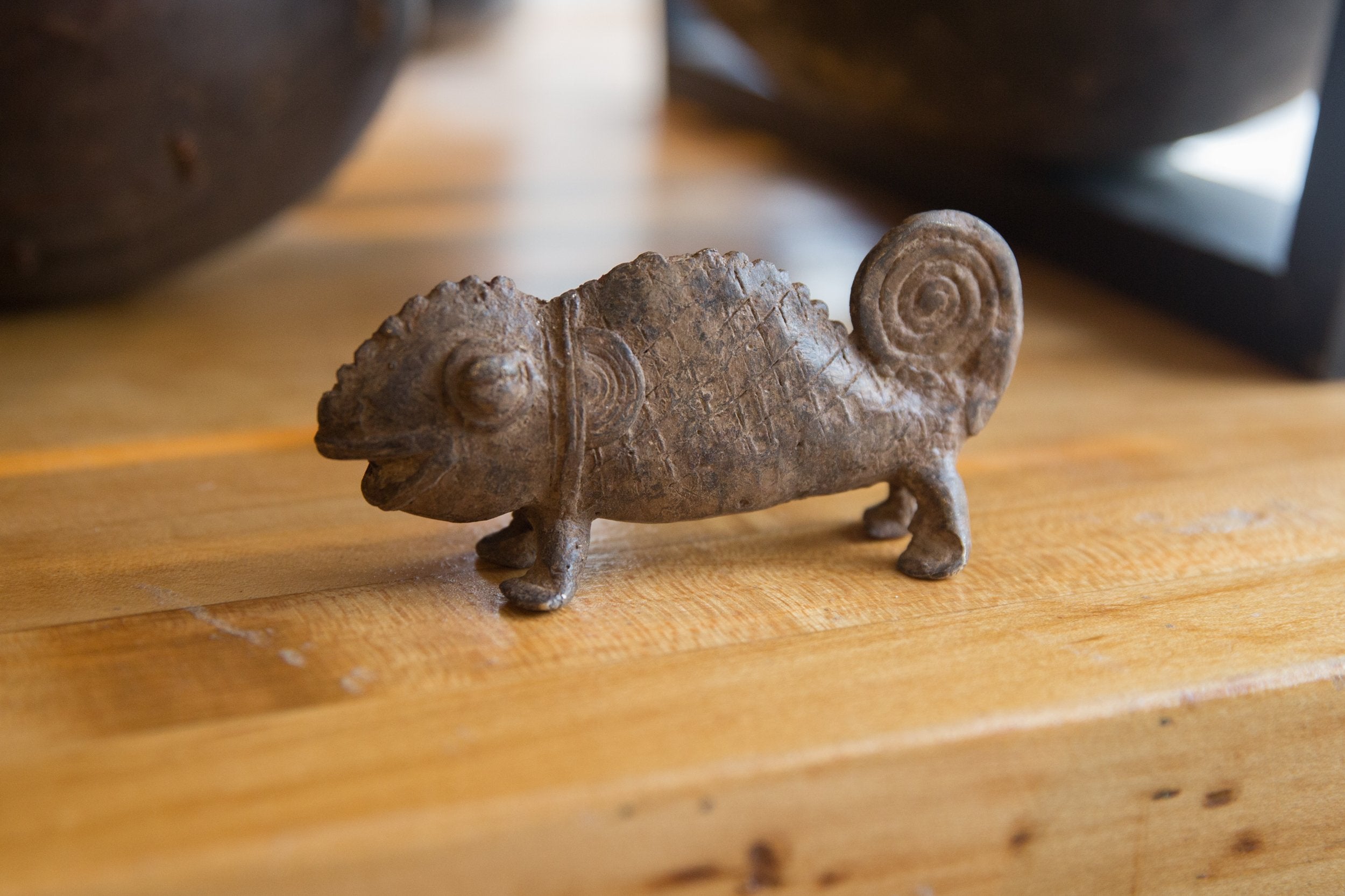 Vintage African Bronze Chameleon // ONH Item ab01329 Image 1