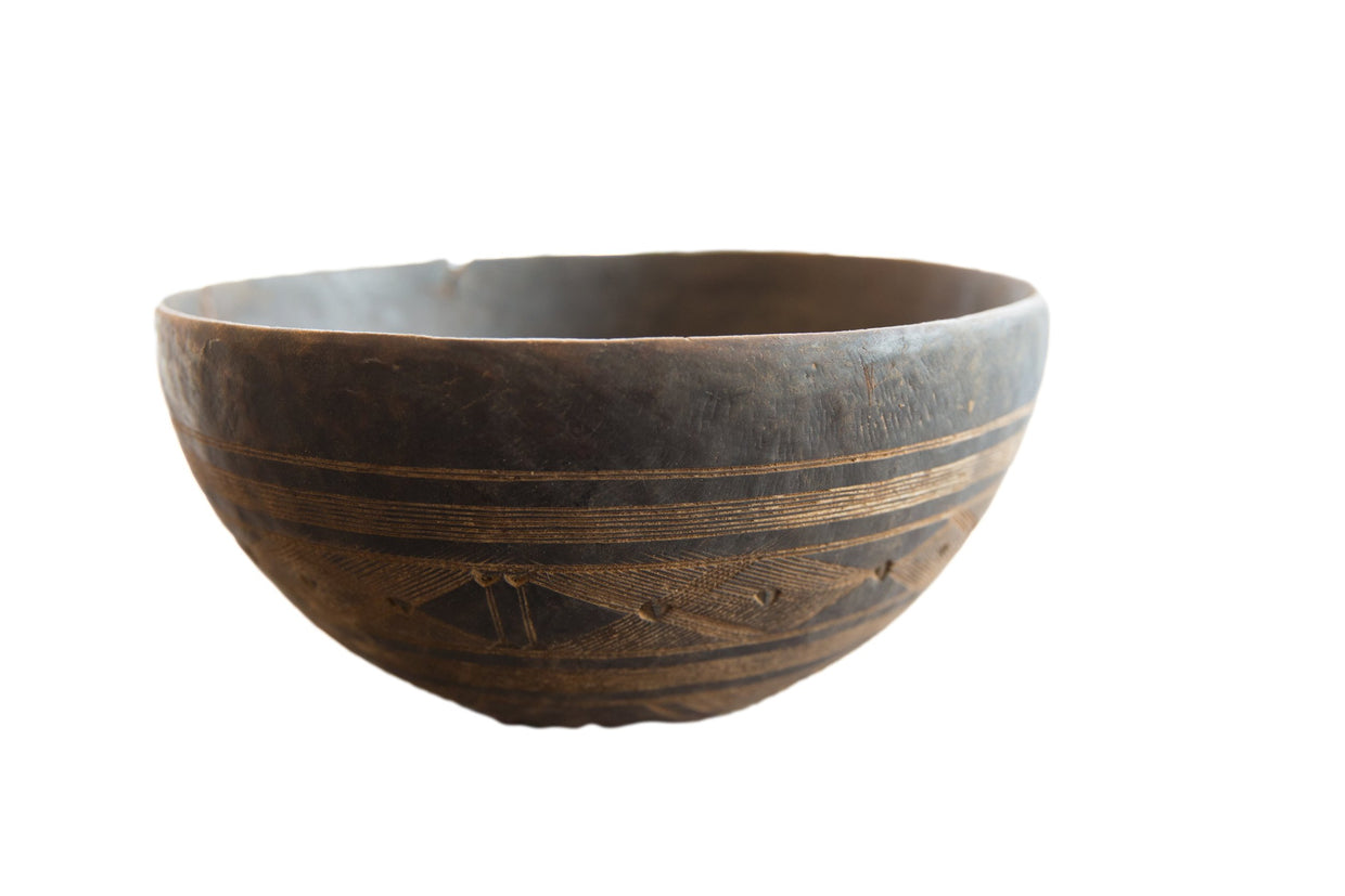 Vintage African Wooden Bowl // ONH Item ab01398