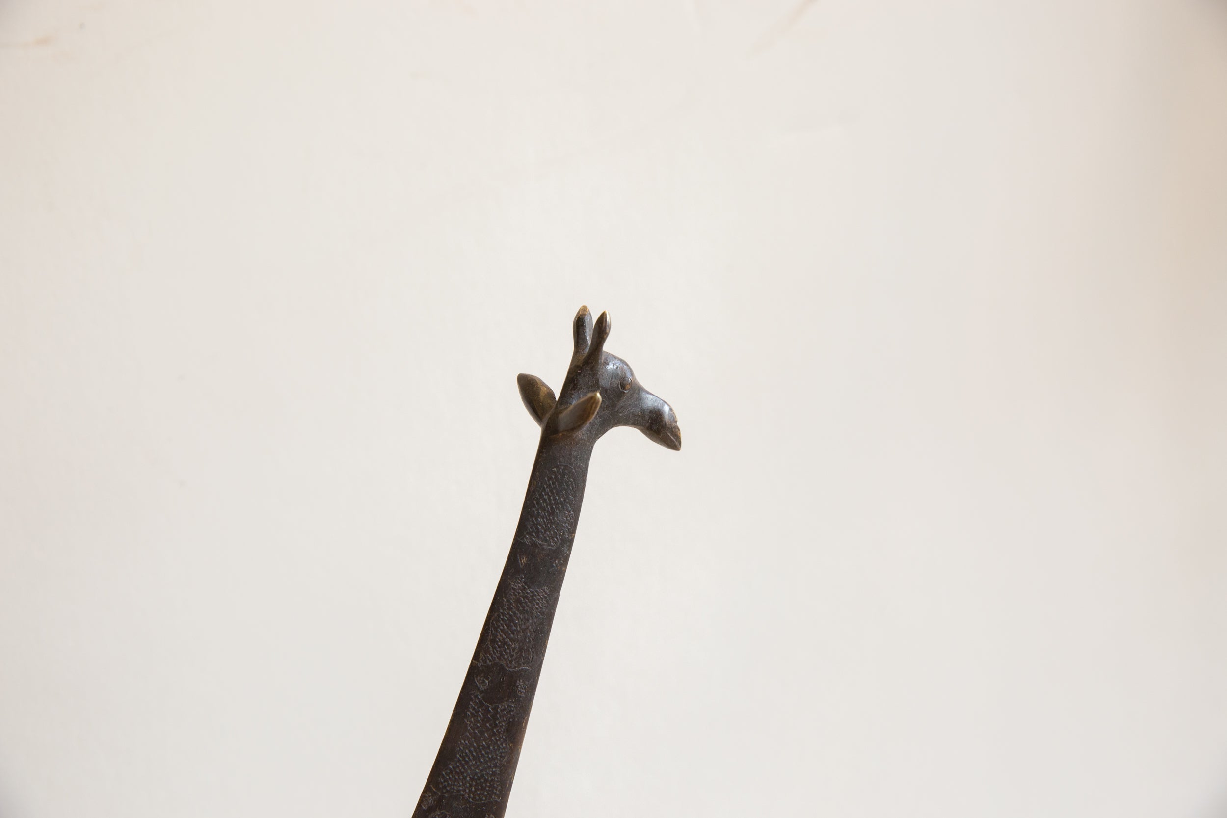 Medium Vintage African Giraffe // ONH Item ab01613 Image 1