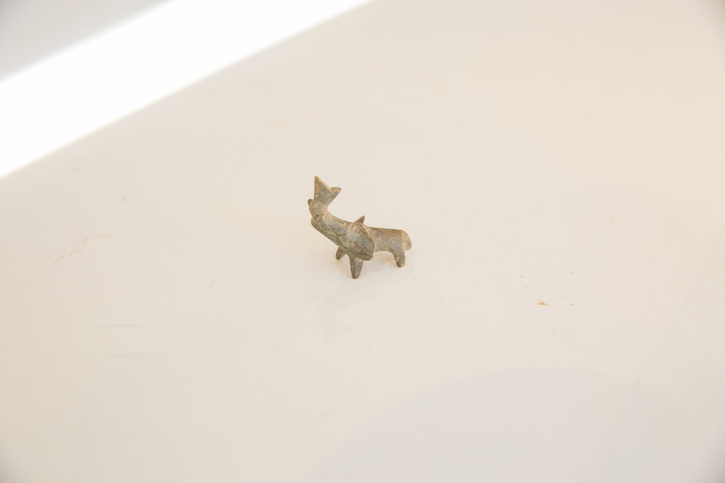 Vintage African Tiny Elephant // ONH Item ab01698 Image 1