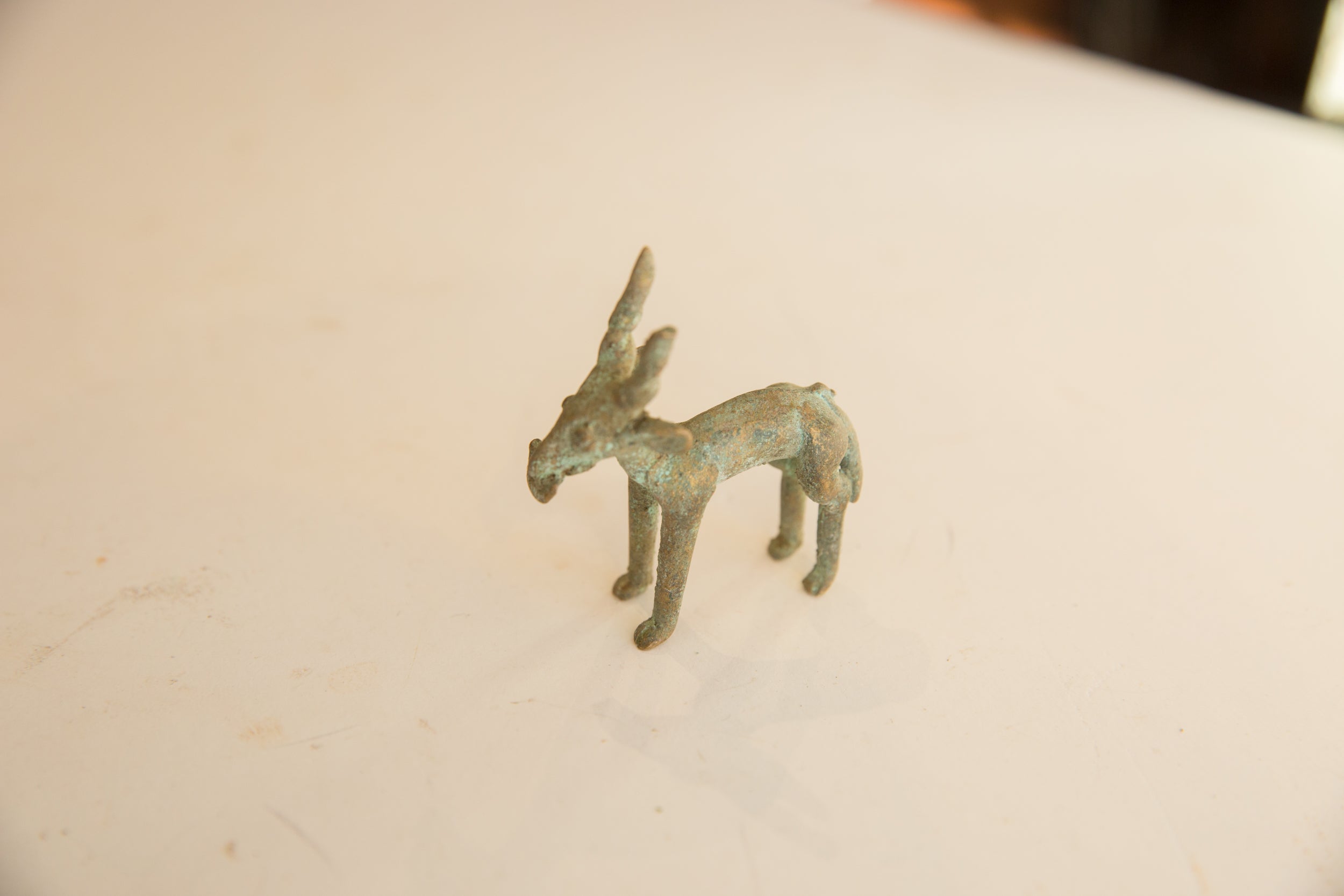Vintage African Bronze Impala Eating Leaf // ONH Item ab01699 Image 1