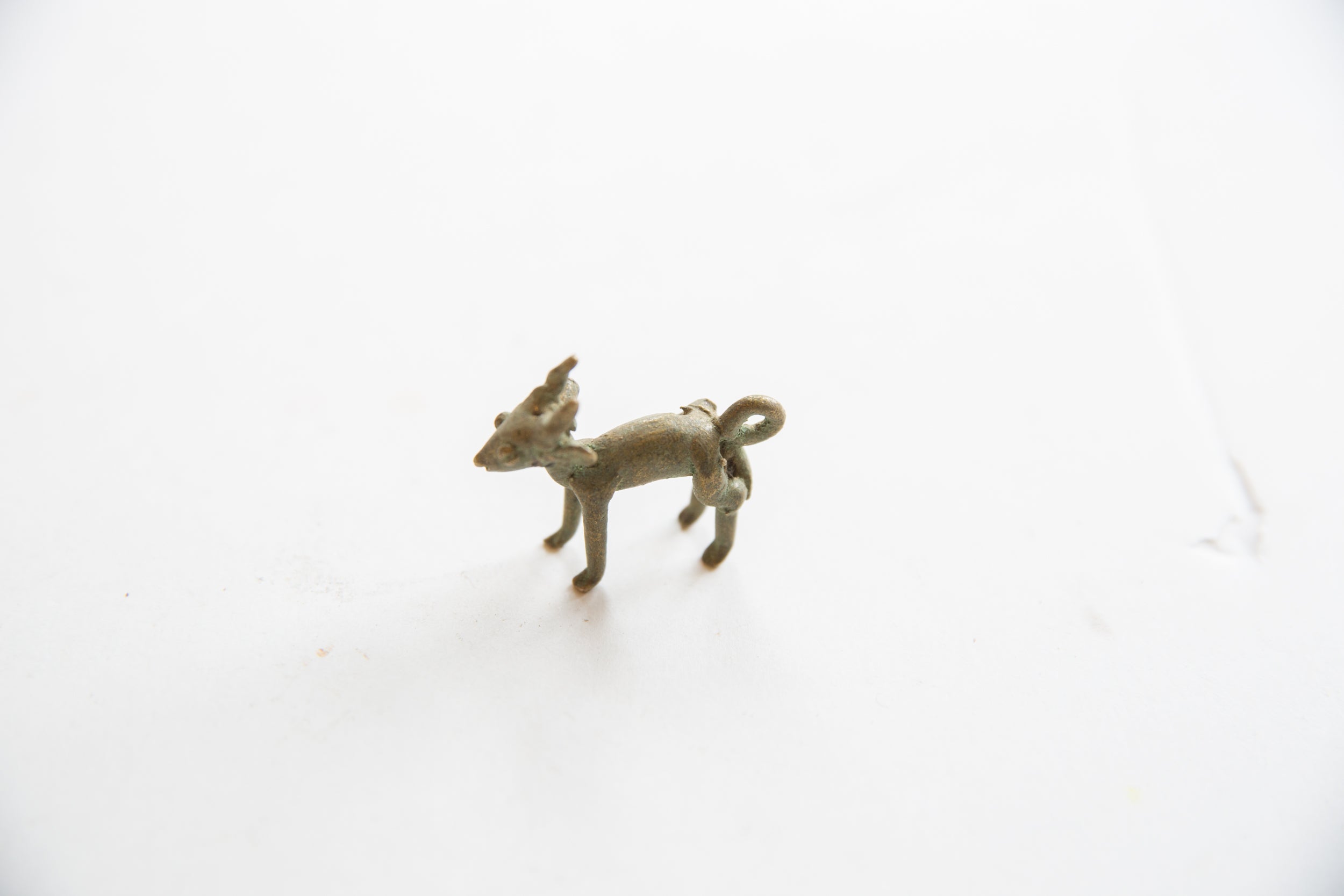 Vintage African Impala Ram Pendant // ONH Item ab01798 Image 1