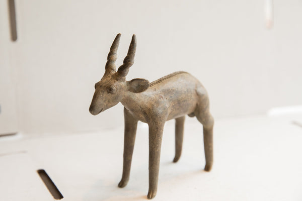 Vintage African Antelope Sculpture // ONH Item ab01915 Image 1