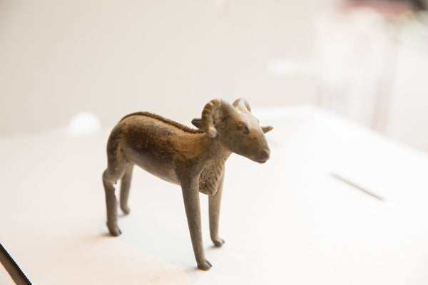 Vintage African Imperfect Ram Sculpture // ONH Item ab01935 Image 2