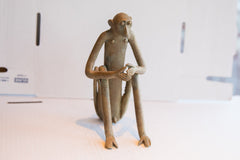 Vintage African Sitting Monkey Sculpture // ONH Item ab01941 Image 1