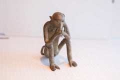 Vintage African Sitting Monkey Figurine // ONH Item ab01950 Image 1