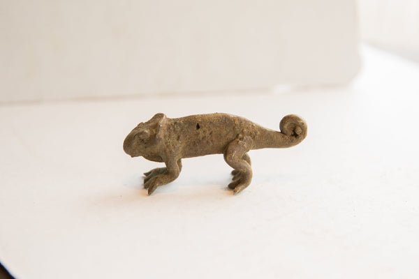 Vintage African Chameleon Figurine // ONH Item ab02030 Image 1