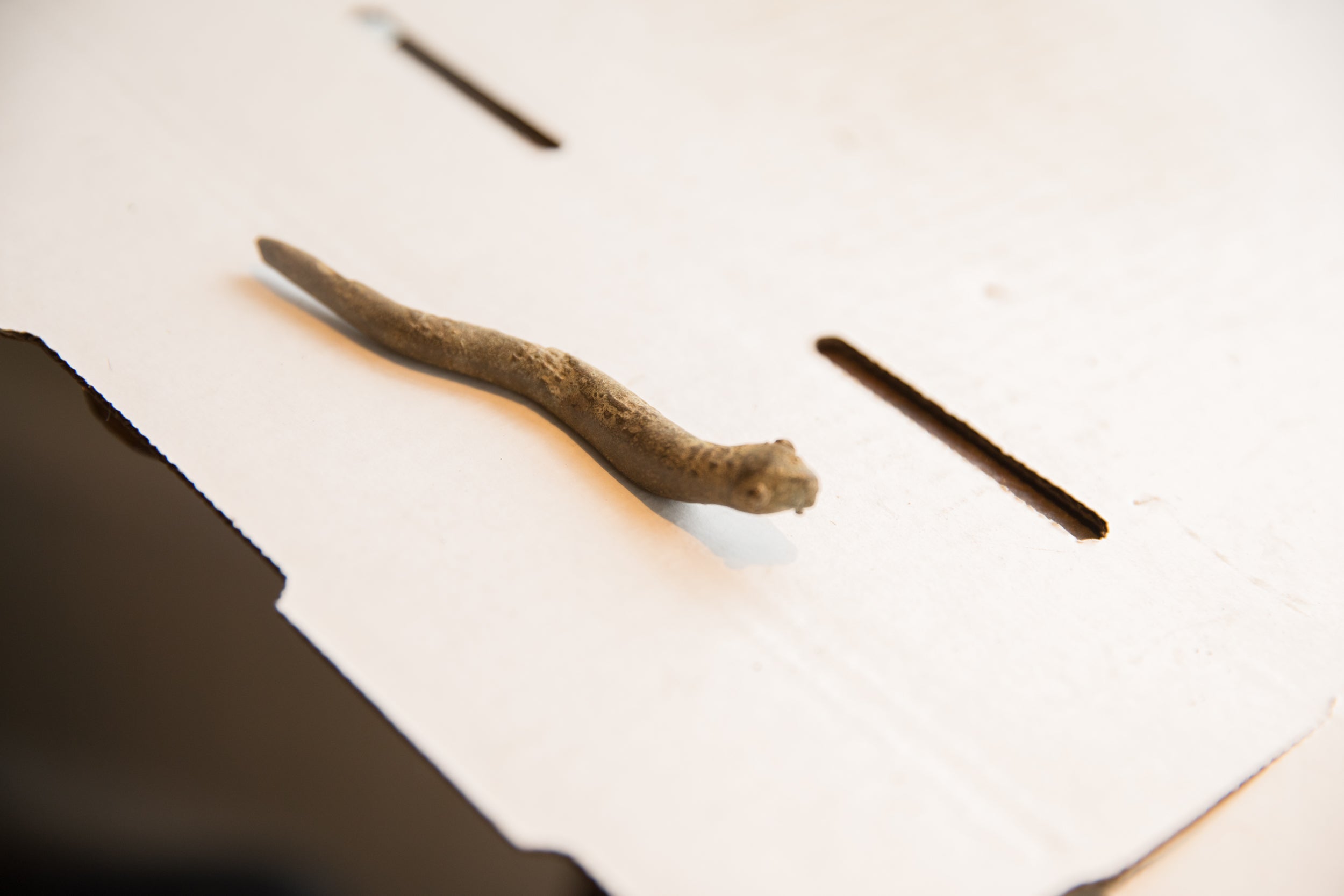 Vintage African Slithering Snake Figurine // ONH Item ab02040 Image 1