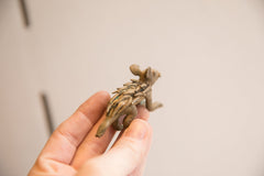 Vintage African Porcupine Eating Figurine // ONH Item ab02050 Image 3