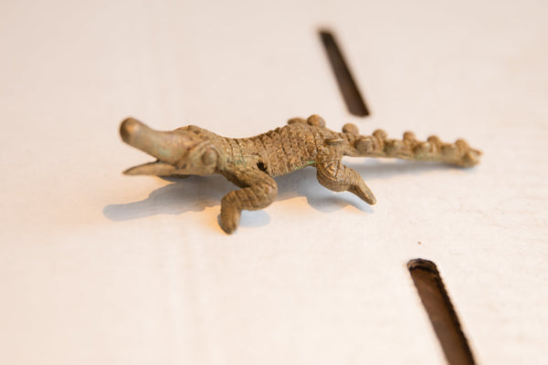 Vintage African Imperfect Crocodile Figurine // ONH Item ab02052 Image 1