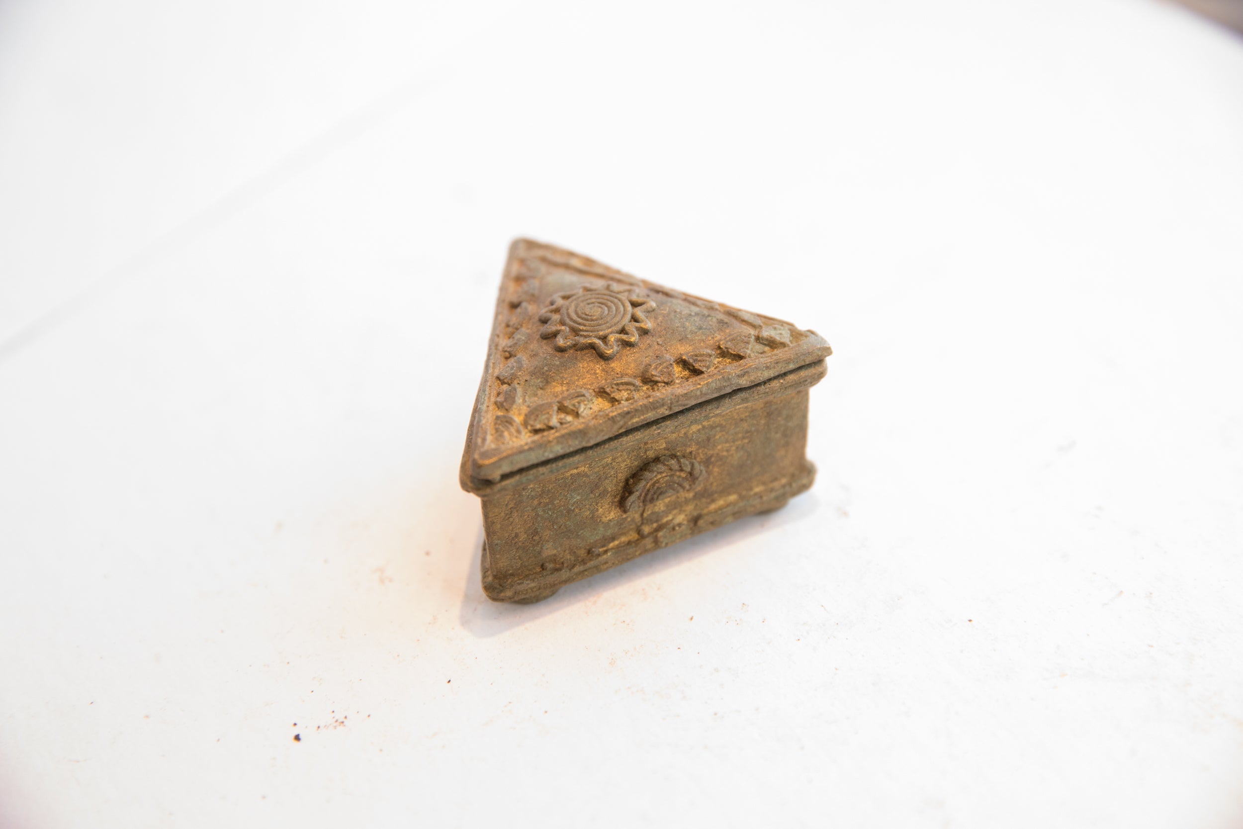 Vintage African Triangle Box with Sun Design // ONH Item: ab02074, Image 1