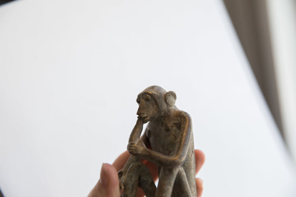 Vintage African Monkey Eating Banana Figurine // ONH Item: ab02100, Image 6