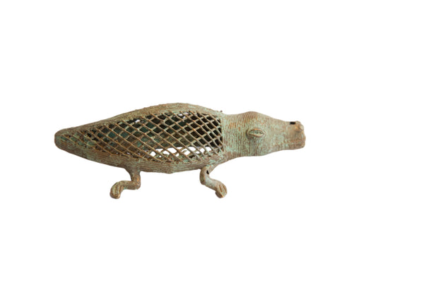 Vintage African Criss-Cross Design Alligator Sculpture // ONH Item: ab02116