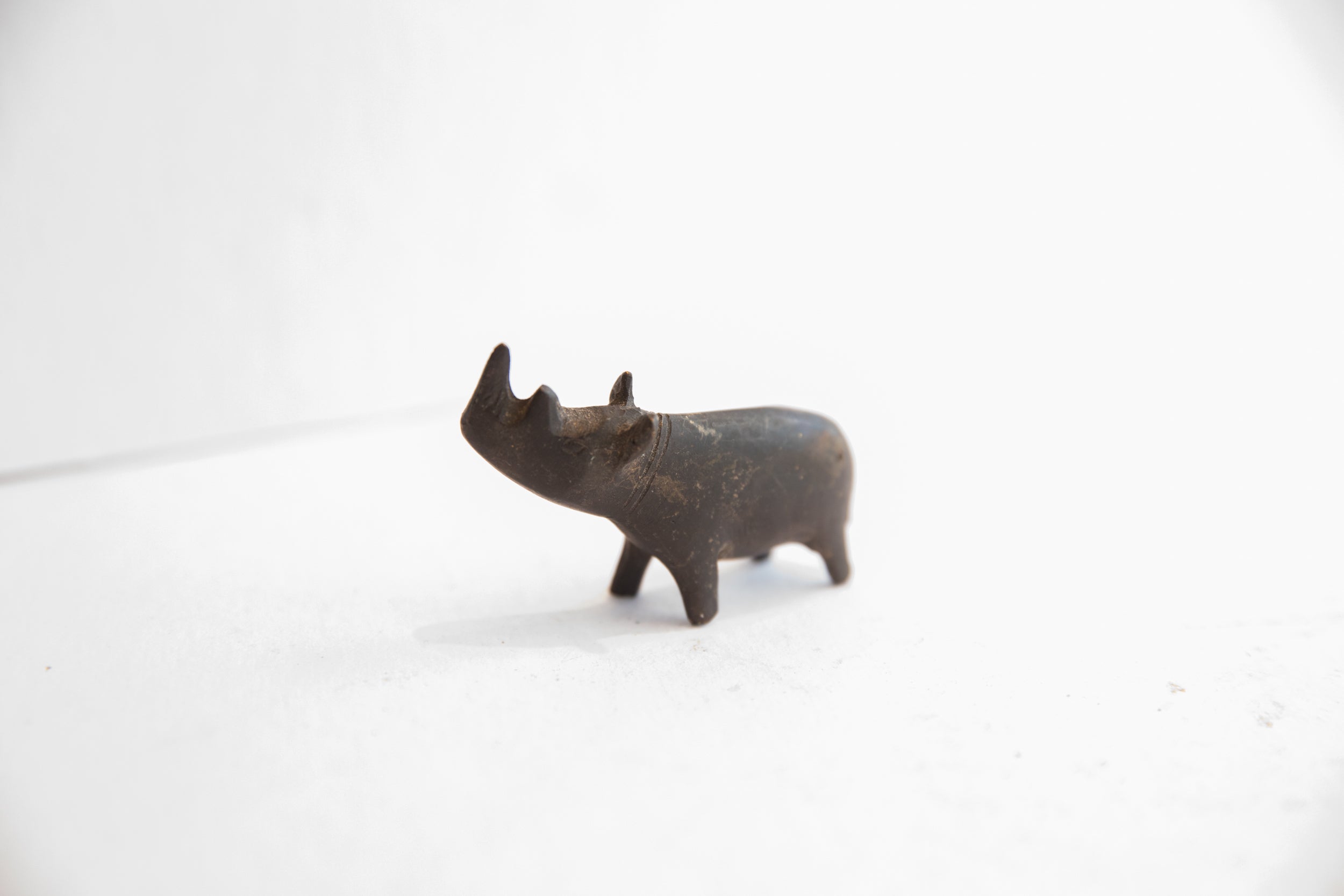 Vintage African Dark Patina Rhino Figurine // ONH Item: ab02127, Image 1
