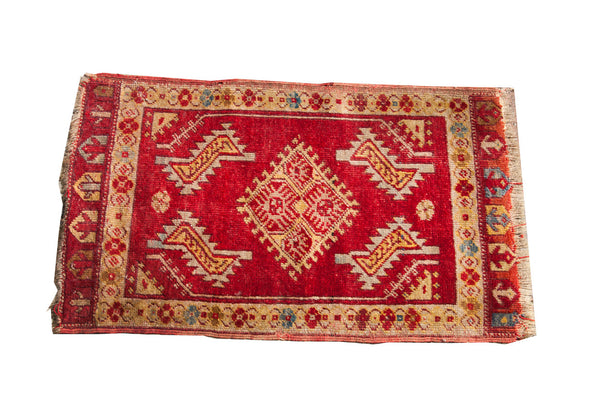 1.5x3 Vintage Turkish Rug Mat // ONH Item 1781