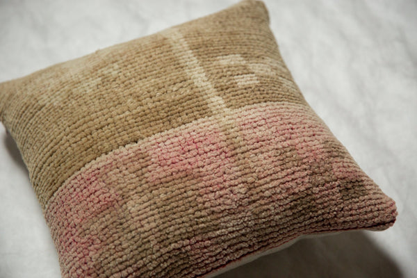 Vintage Oushak Rug Fragment Throw Pillow // ONH Item AS7091A7737A Image 2