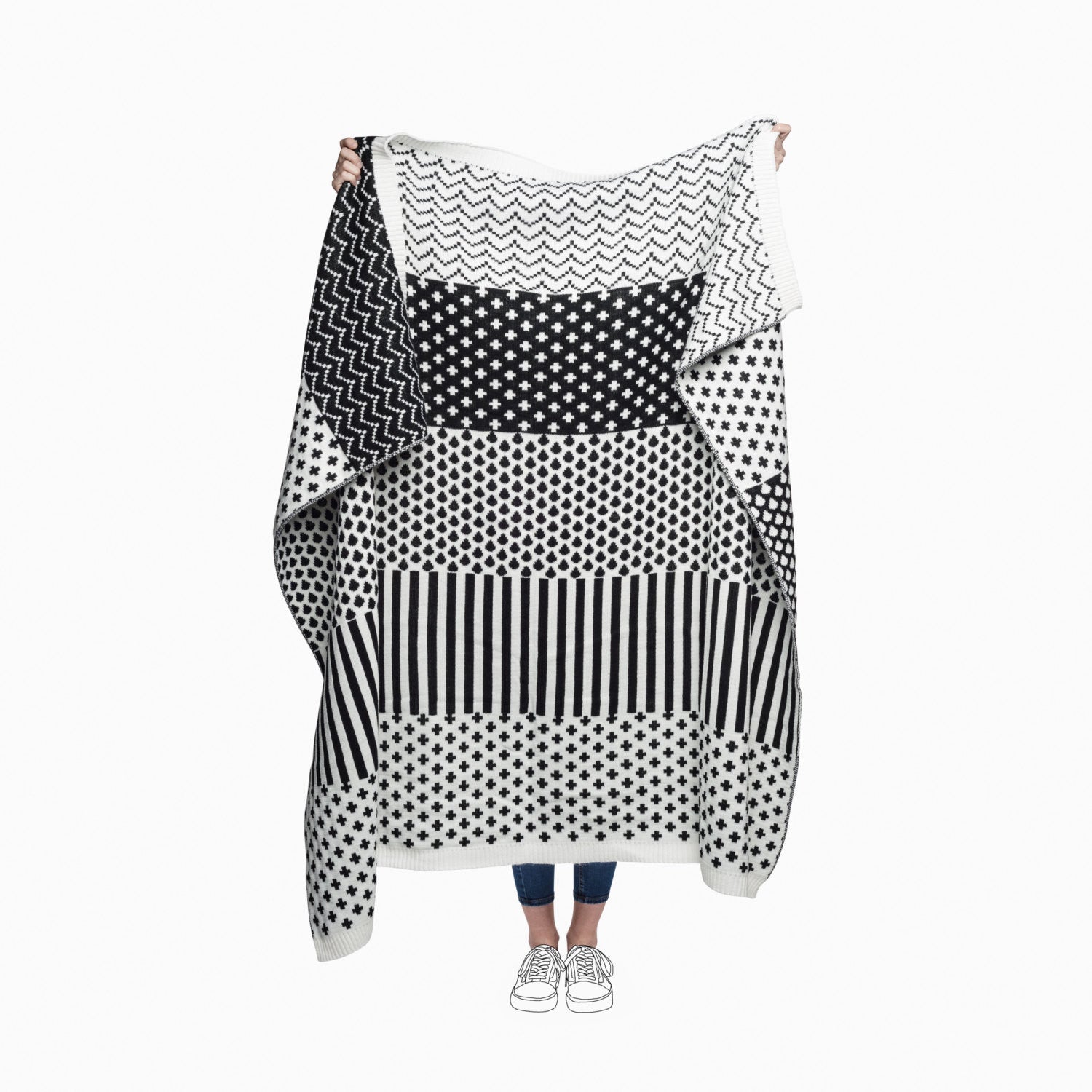 Handmade Modern Blanket Black and White // ONH Item 3381 Image 1