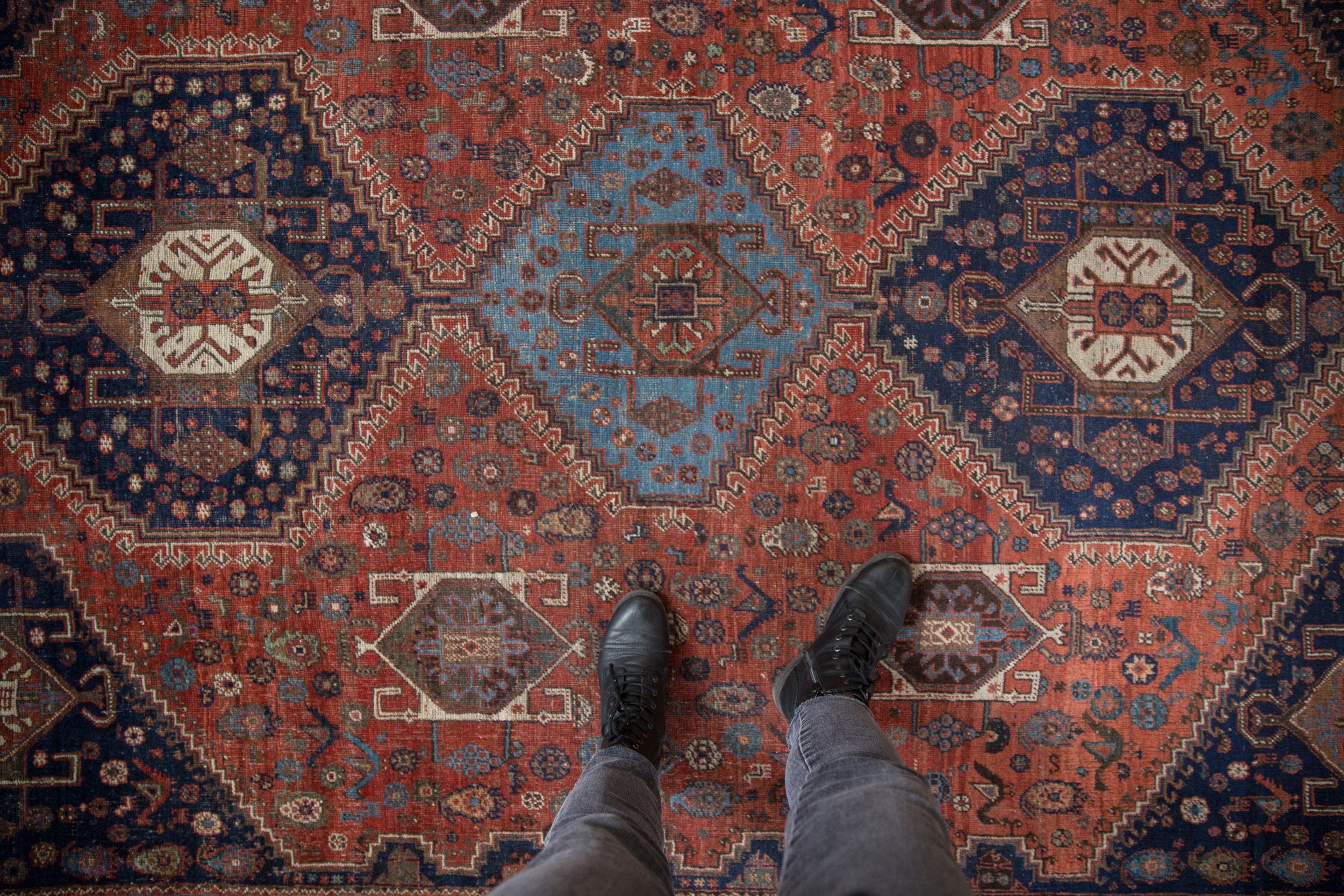 7.5x10 Vintage Qashqai Carpet // ONH Item ct001333 Image 1