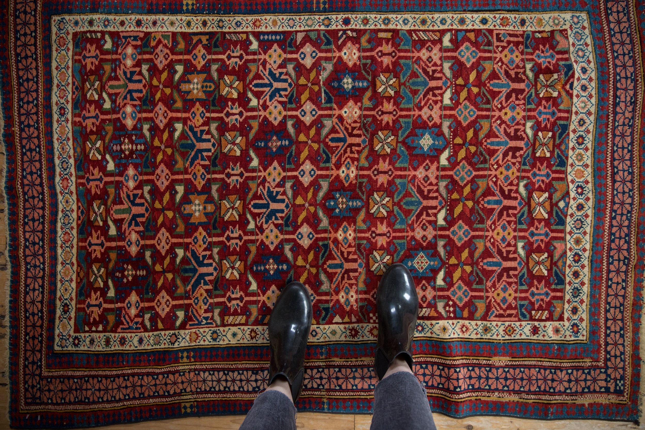 4x5 Antique Caucasian Square Rug // ONH Item ct001362 Image 1