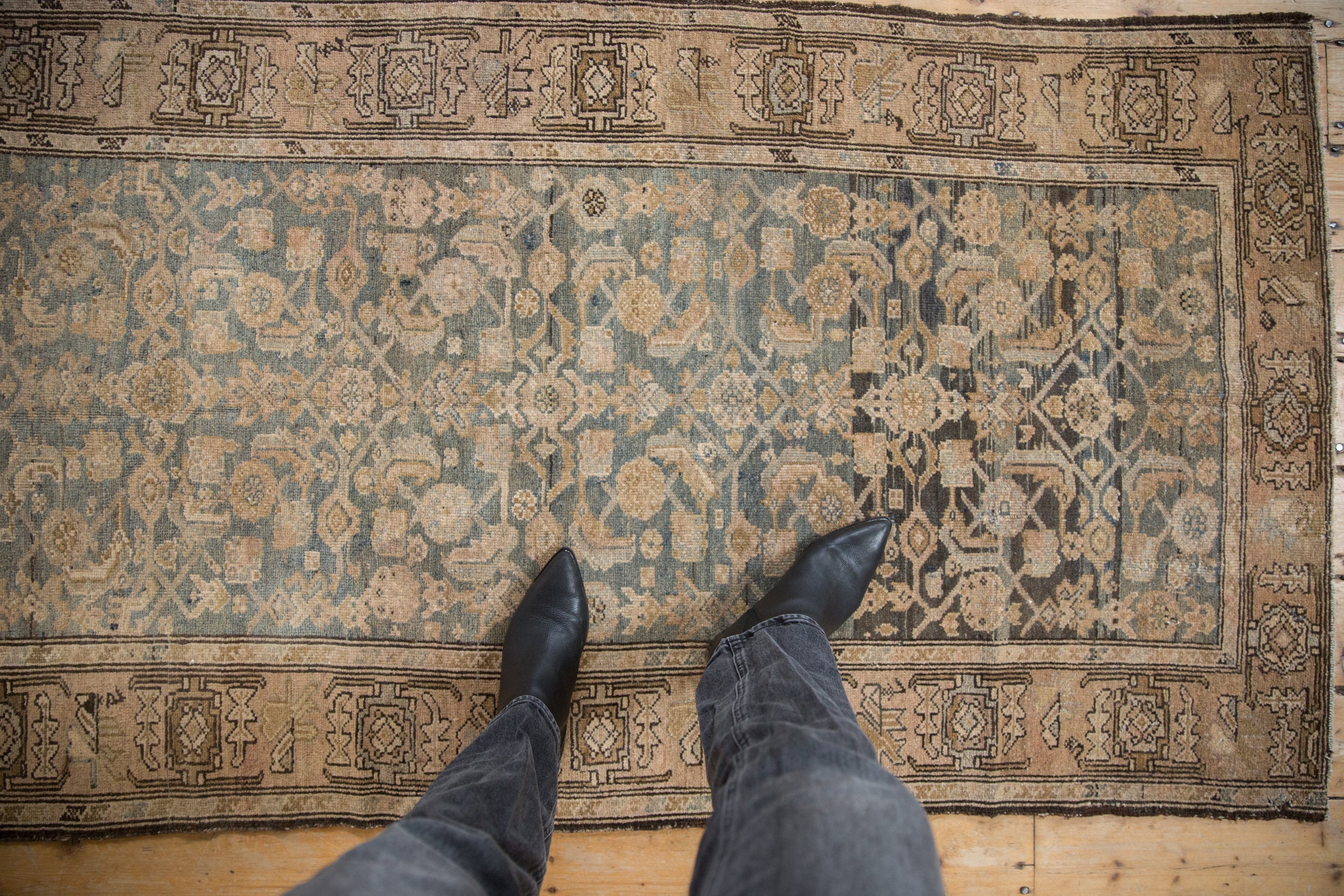 3.5x6 Vintage Distressed Malayer Rug // ONH Item ct001533 Image 1