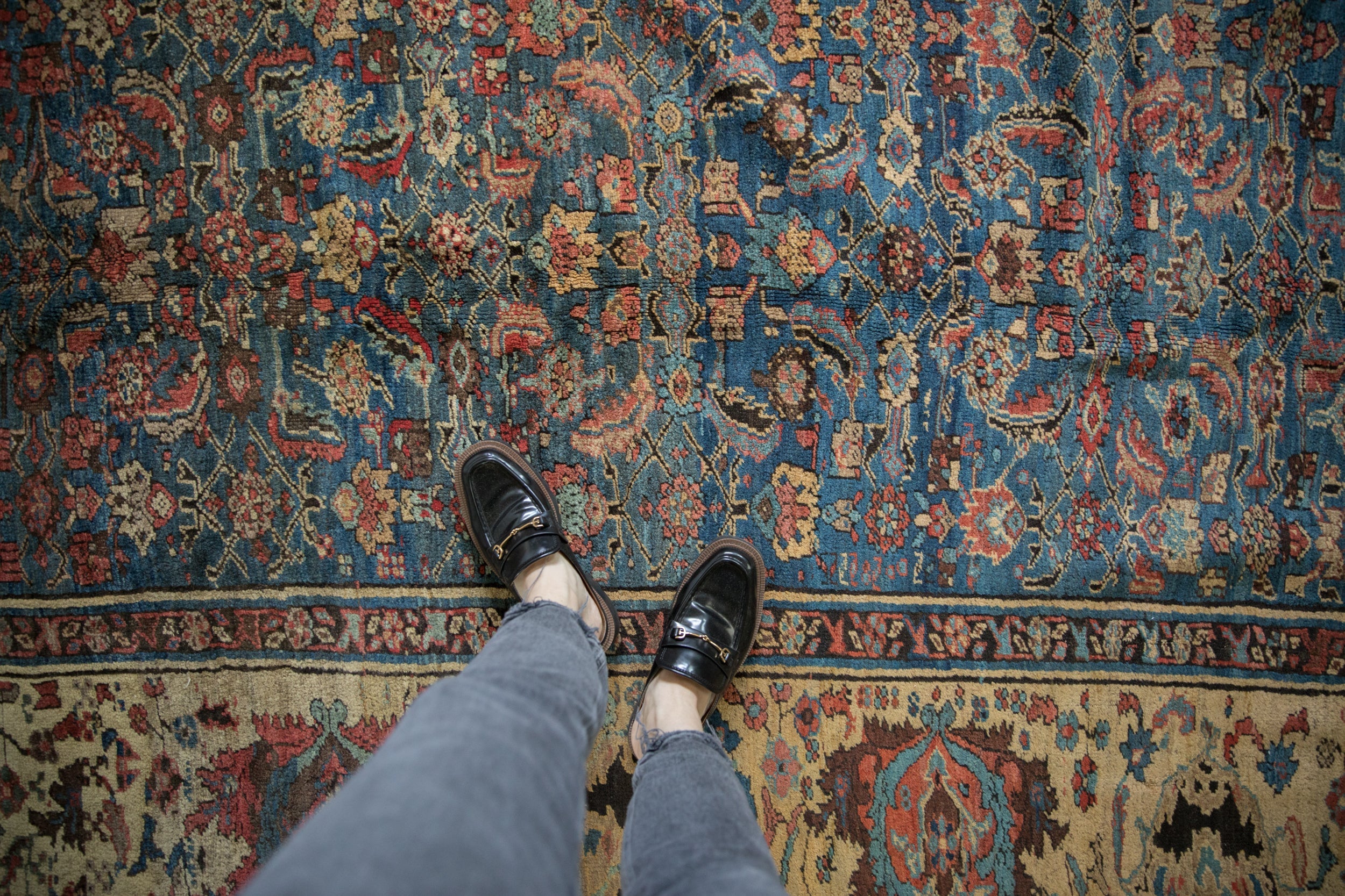 Antique Bakshaish Square Carpet // ONH Item: ct001592, Image 1