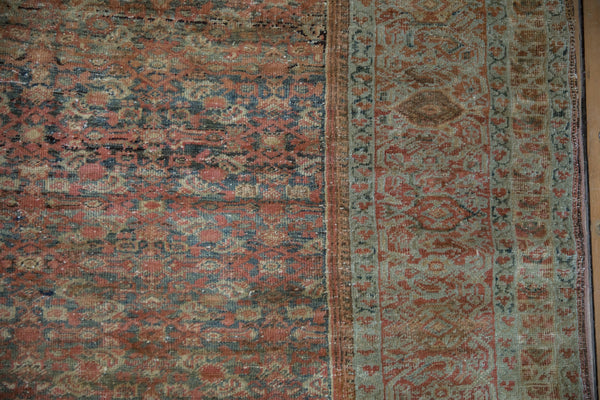 Antique Distressed Fereghan Carpet // ONH Item: ct001652, Image 2