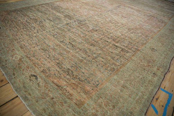 Antique Distressed Fereghan Carpet // ONH Item: ct001652, Image 15