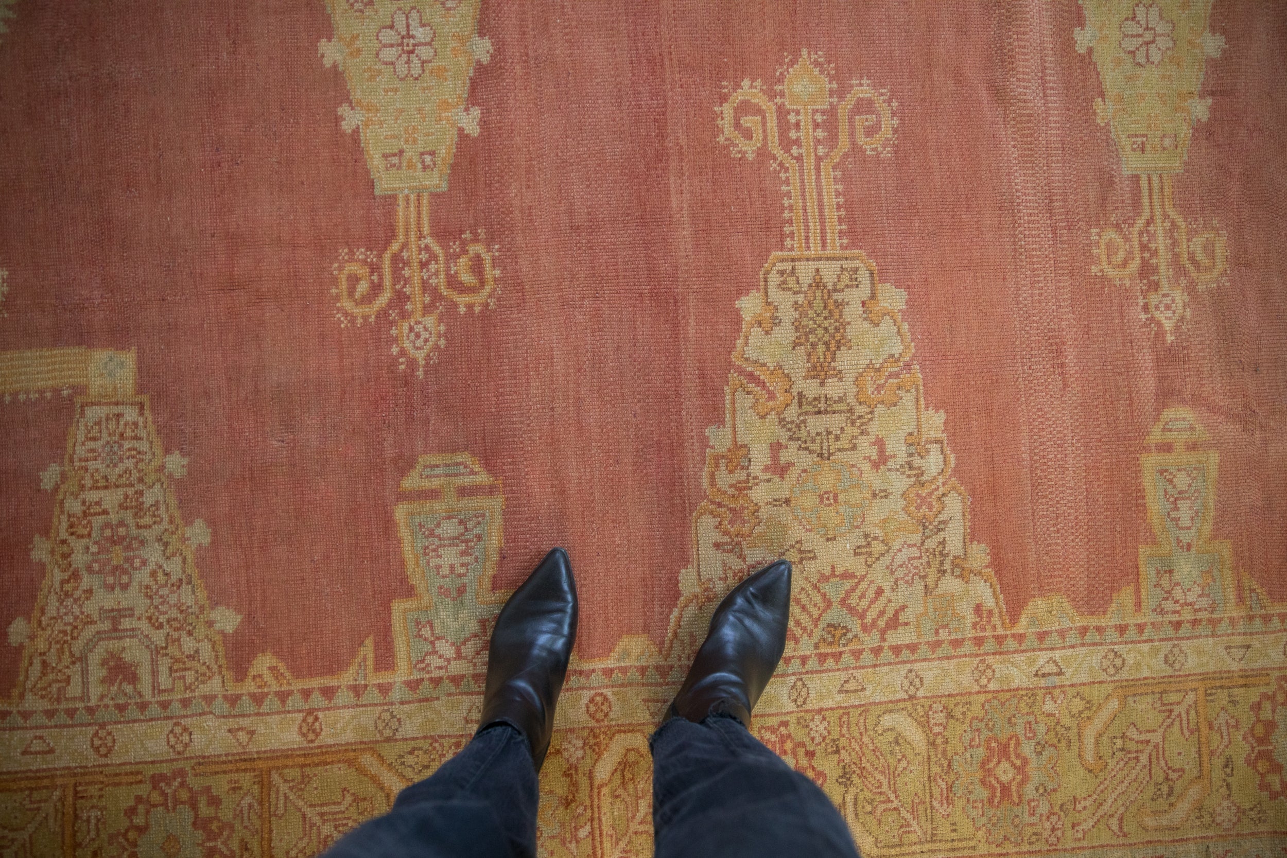 Vintage Distressed Oushak Carpet // ONH Item: ct001653, Image 1
