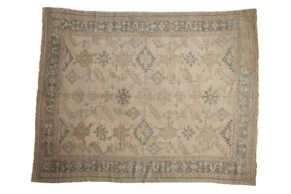 Vintage Distressed Oushak Carpet // ONH Item: ct001672