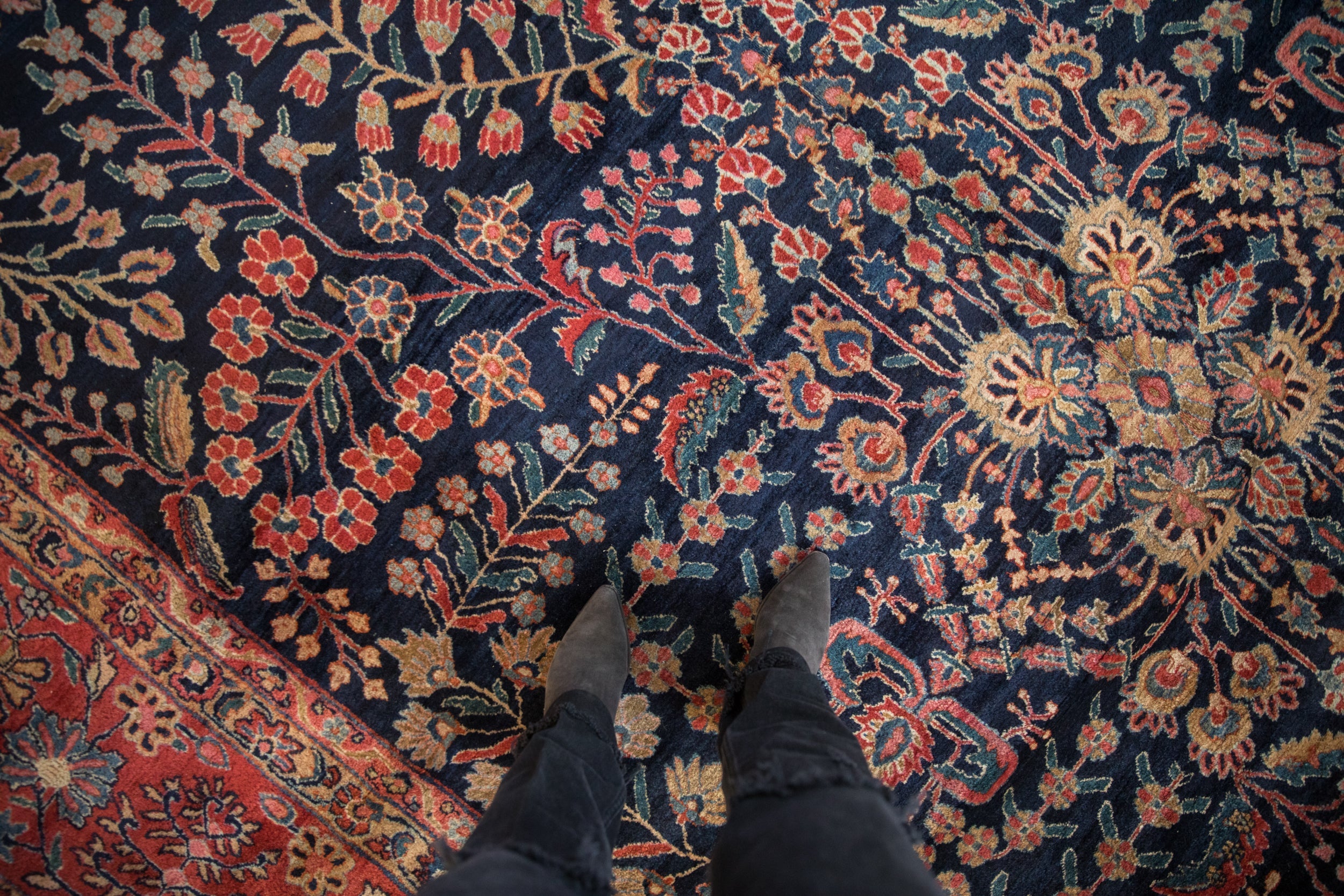 Vintage Mohajeran Sarouk Carpet // ONH Item: ct001690, Image 1