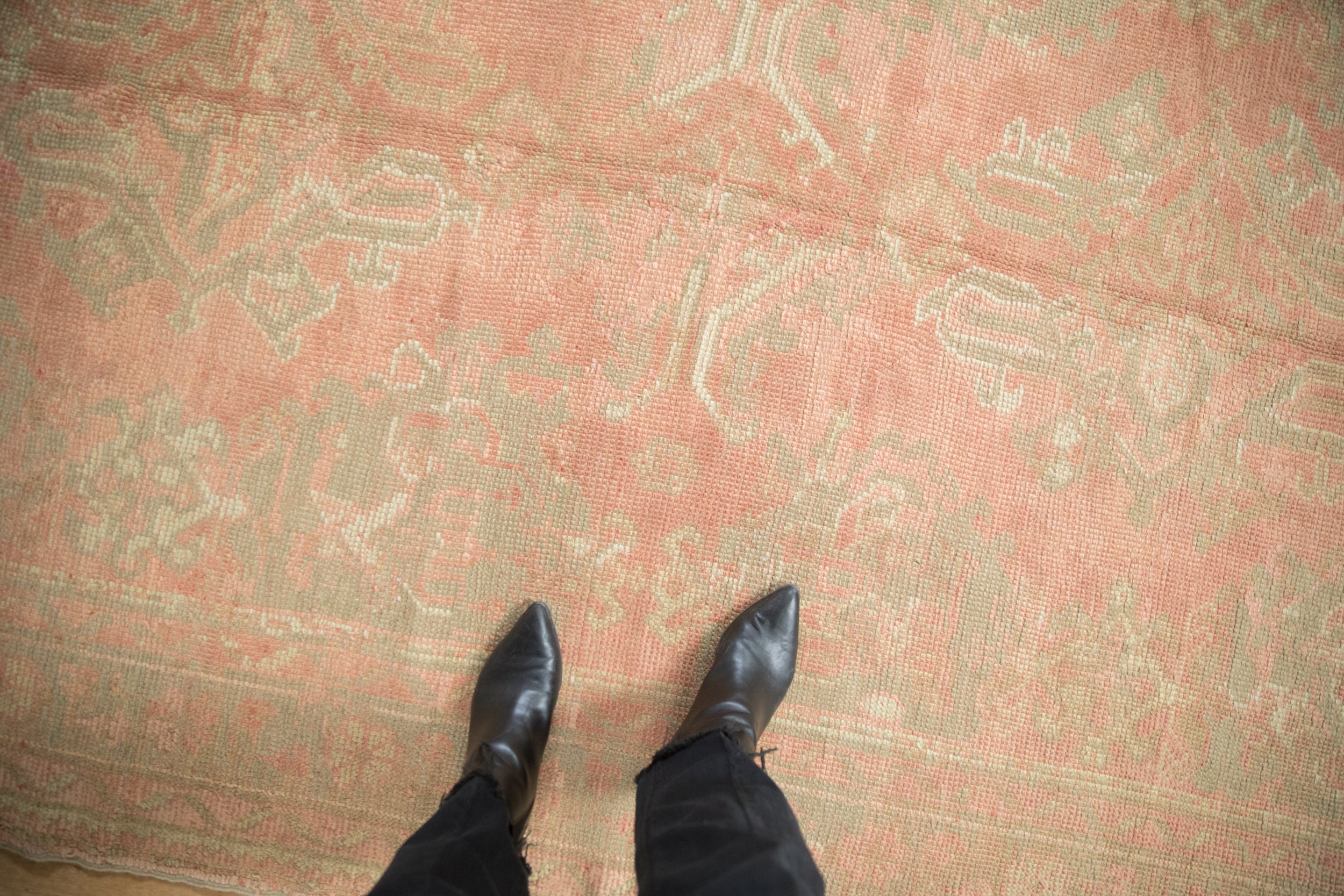 Vintage Distressed Oushak Carpet // ONH Item: ct001692, Image 1