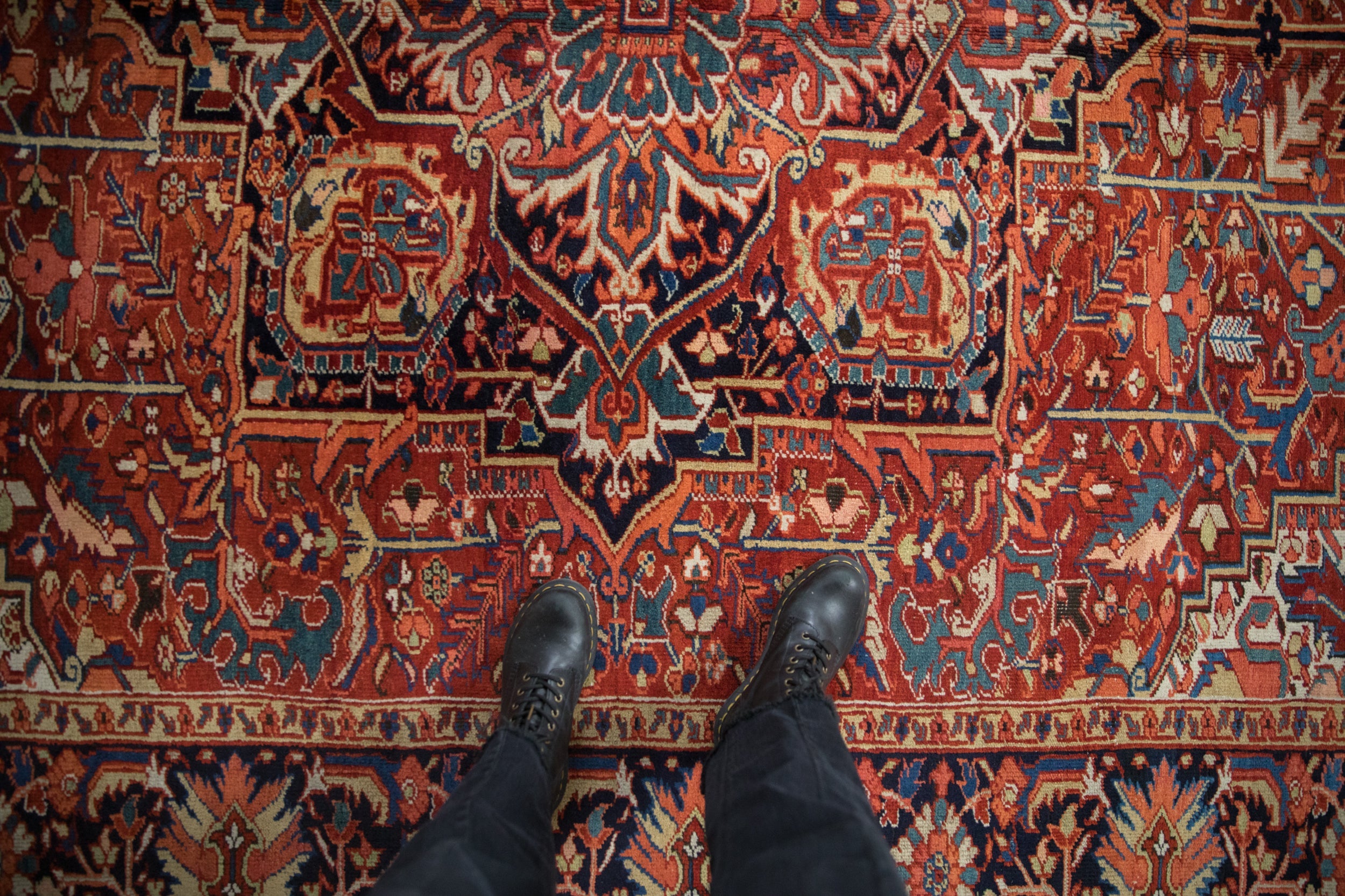 Vintage Heriz Carpet // ONH Item: ct001700, Image 1