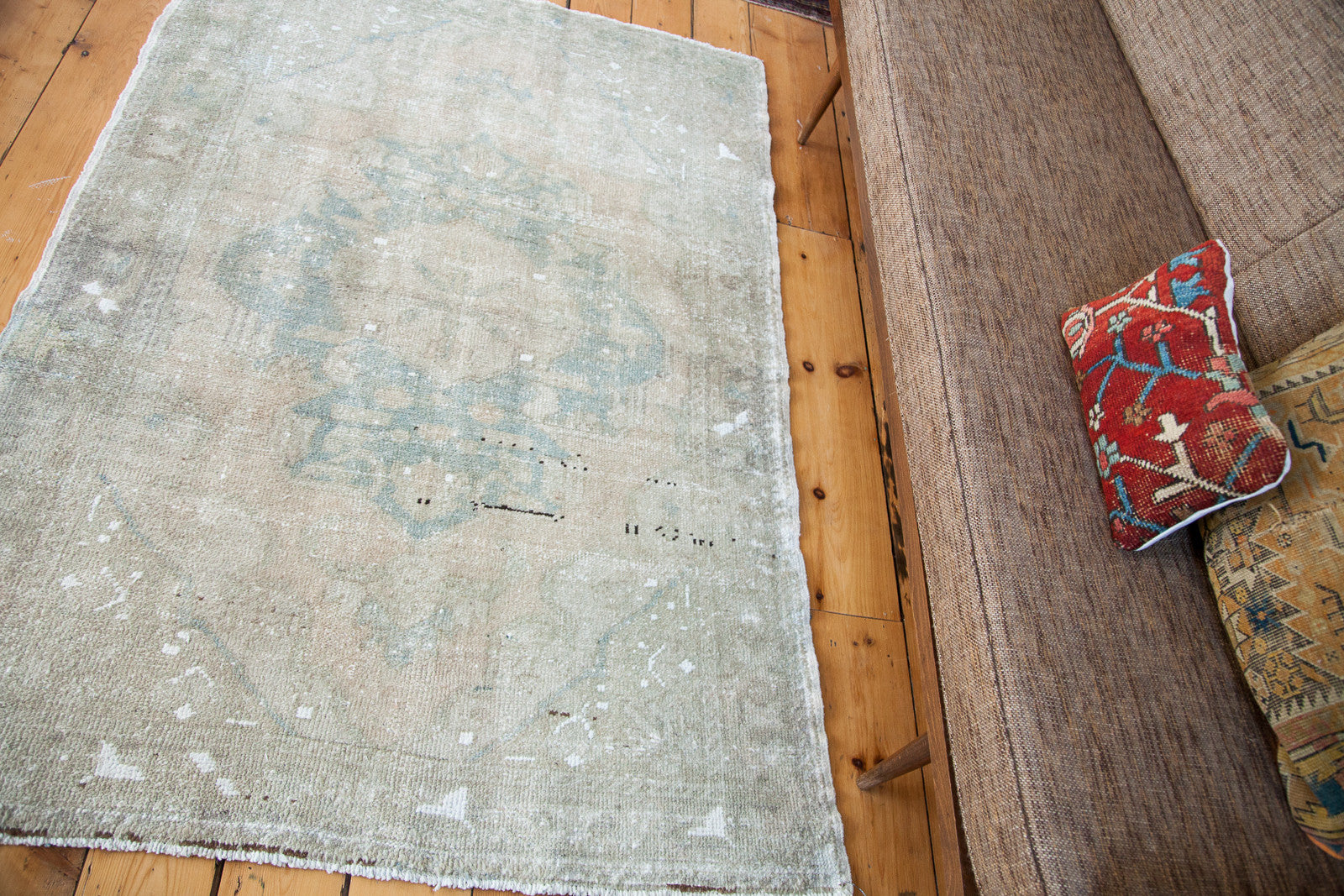 4x6 Vintage Oushak Rug // ONH Item ee001154 Image 1