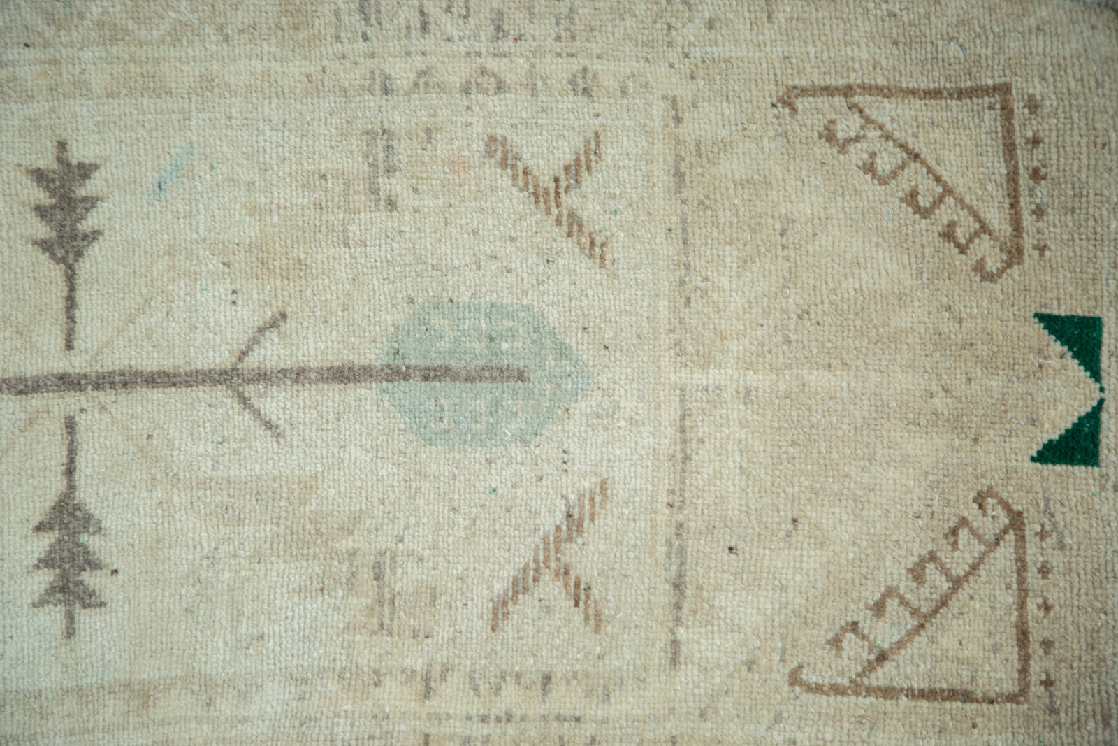 1.5x3.5 Vintage Oushak Runner // ONH Item ee001186 Image 1