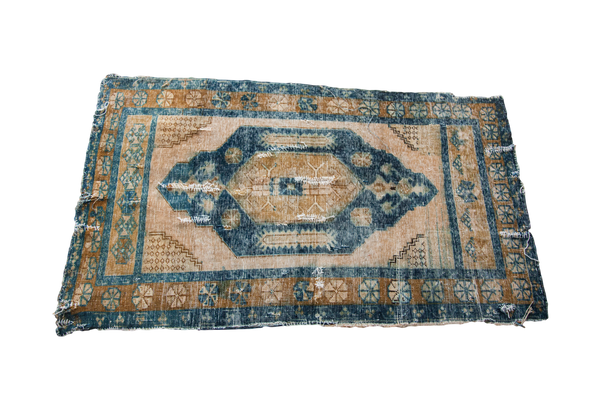 2.5x4.5 Vintage Oushak Carpet // ONH Item ee001206