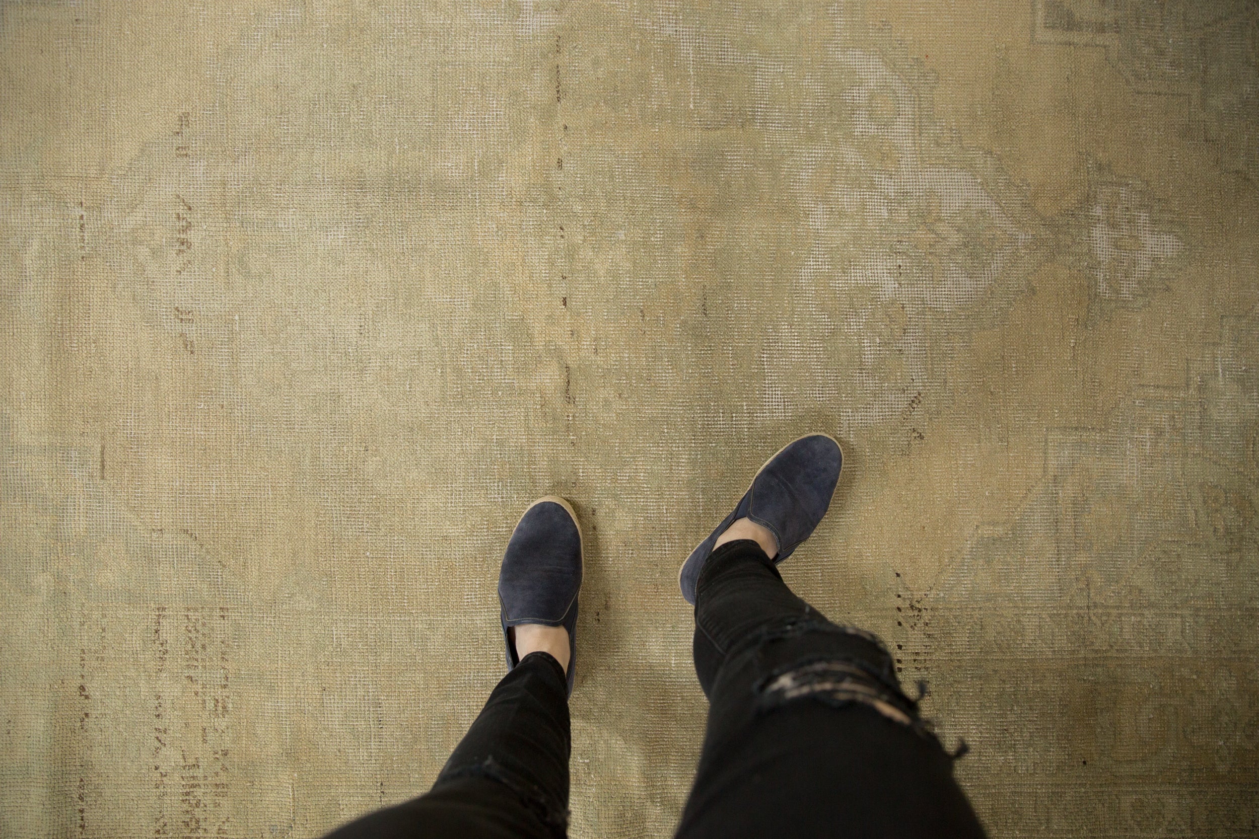 5x8 Distressed Oushak Carpet // ONH Item ee001209 Image 1