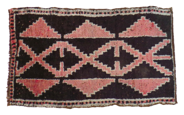 2x3 Vintage Kars Rug Mat // ONH Item ee001320