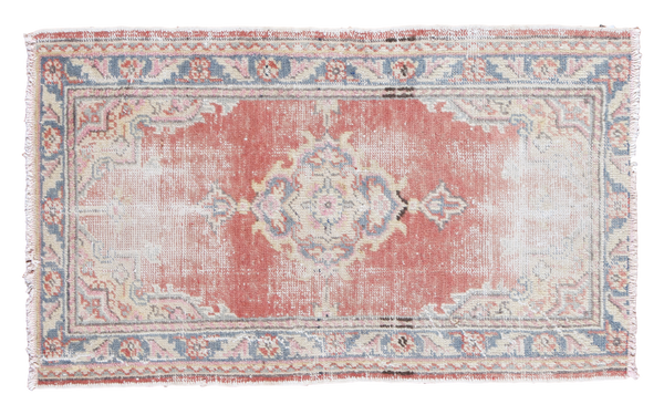 2.5x4 Distressed Oushak Rug // ONH Item ee001330
