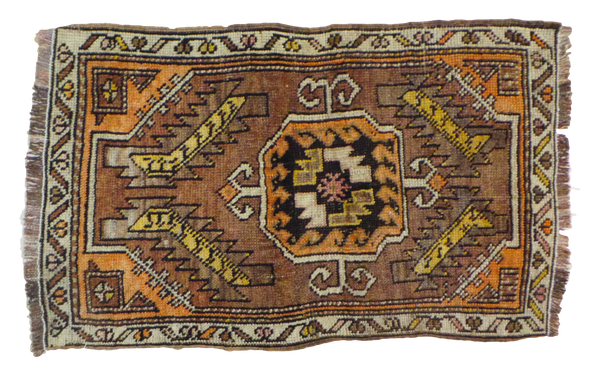 2x3 Vintage Oushak Rug Mat // ONH Item ee001366