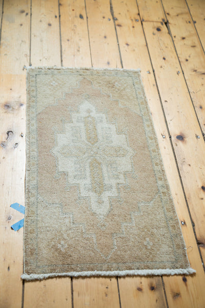 2x3 Vintage Oushak Rug Mat // ONH Item ee001370 Image 3