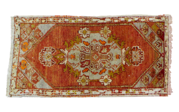 1.5x3 Vintage Oushak Rug Runner // ONH Item ee001378