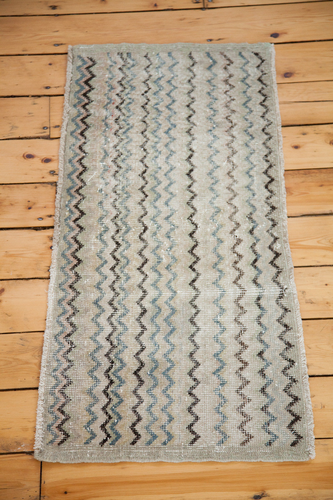 2x5 Distressed Oushak Rug Runner // ONH Item ee001417 Image 1