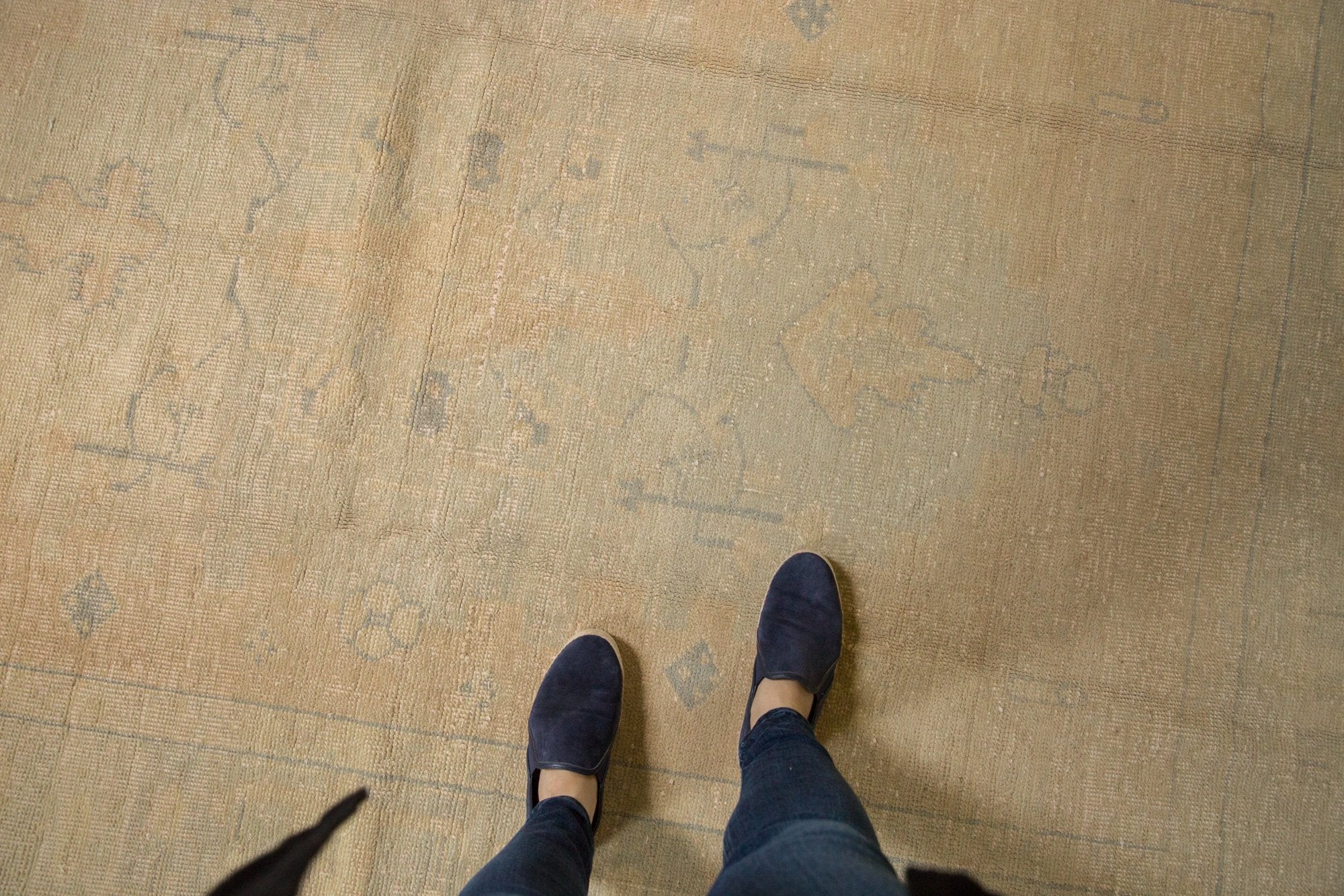 6x8.5 Vintage Oushak Carpet // ONH Item ee001436 Image 1