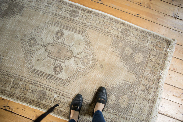  Distressed Oushak Rug Runner / Item ee001447 image 3