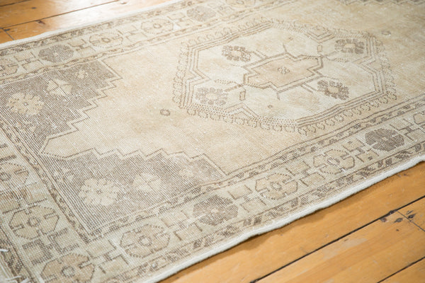  Distressed Oushak Rug Runner / Item ee001447 image 9