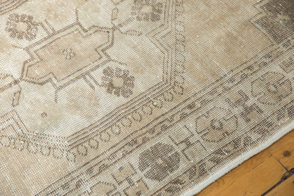  Distressed Oushak Rug Runner / Item ee001447 image 10
