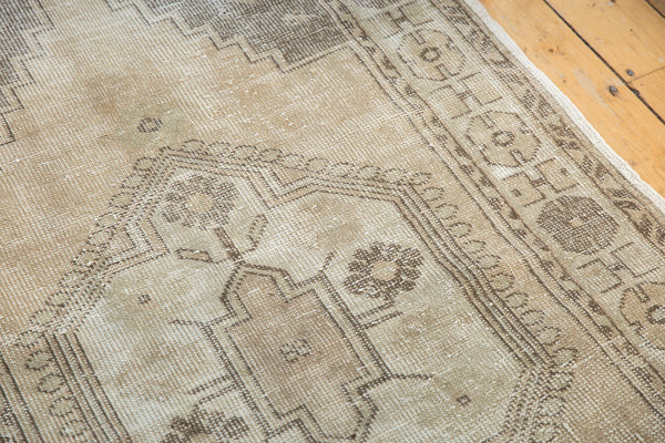  Distressed Oushak Rug Runner / Item ee001447 image 15
