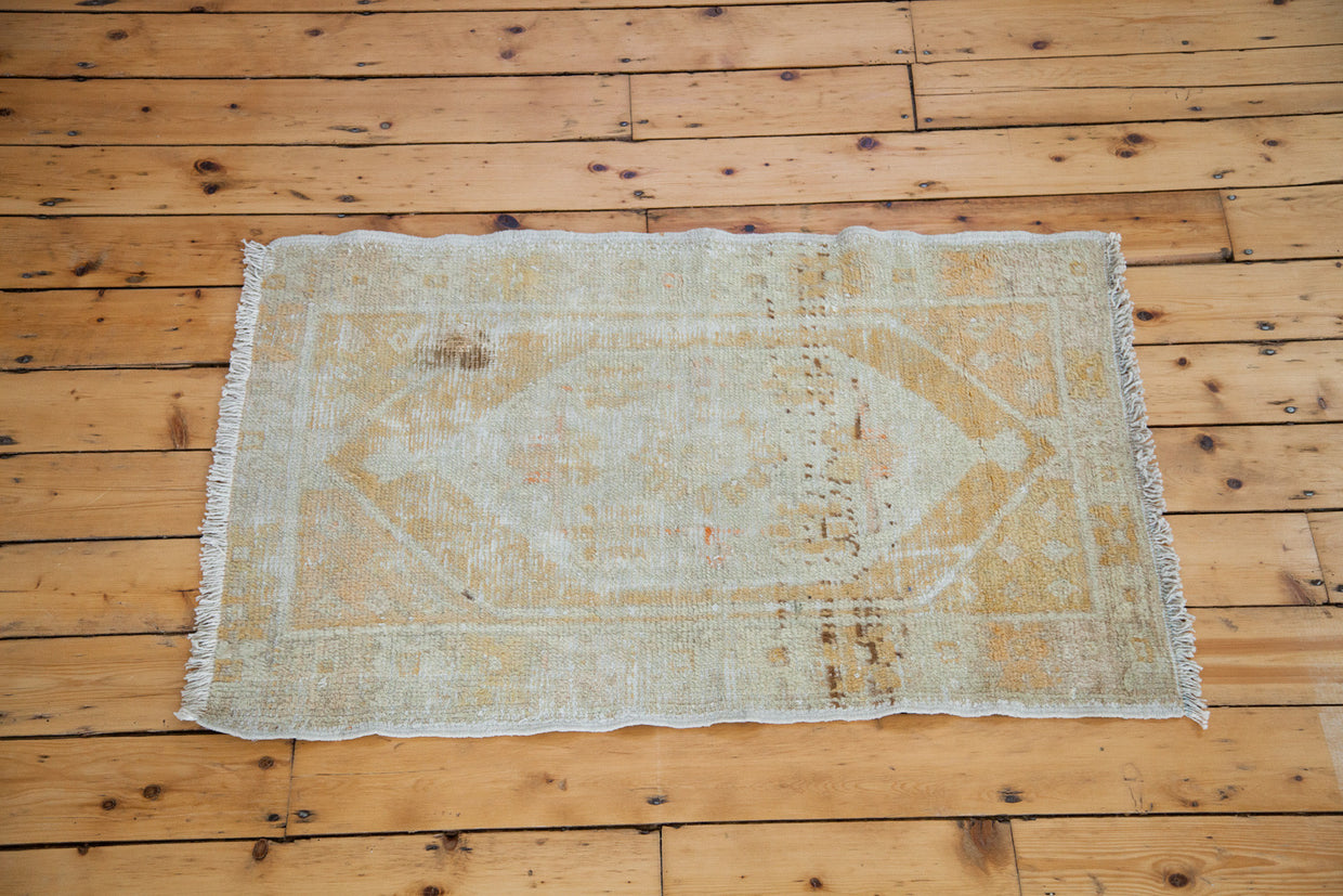 3x4 Distressed Oushak Square Rug // ONH Item ee001468