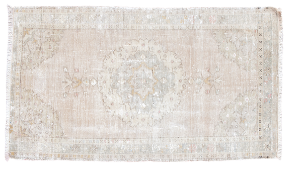 2.5x4.5 Distressed Oushak Rug // ONH Item ee001469